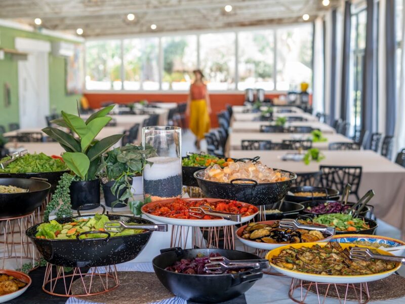 ארוחת בוקר במלון