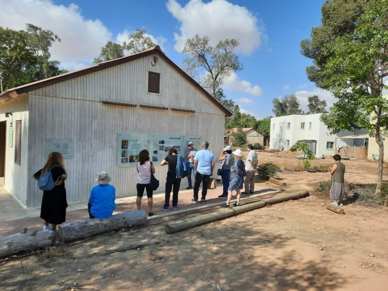 תיירות חצרים