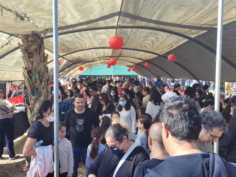 שוק על המים בפארק הבשור