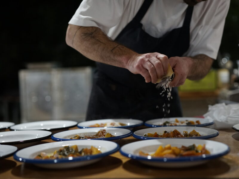 יולי – מטבח עונתי מהשדה