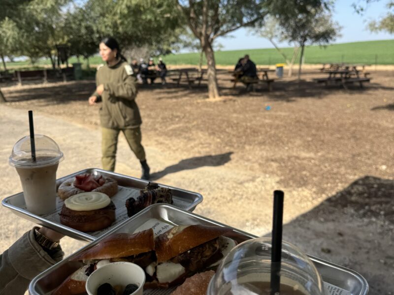 עגלת קפה קפסולה – בארי