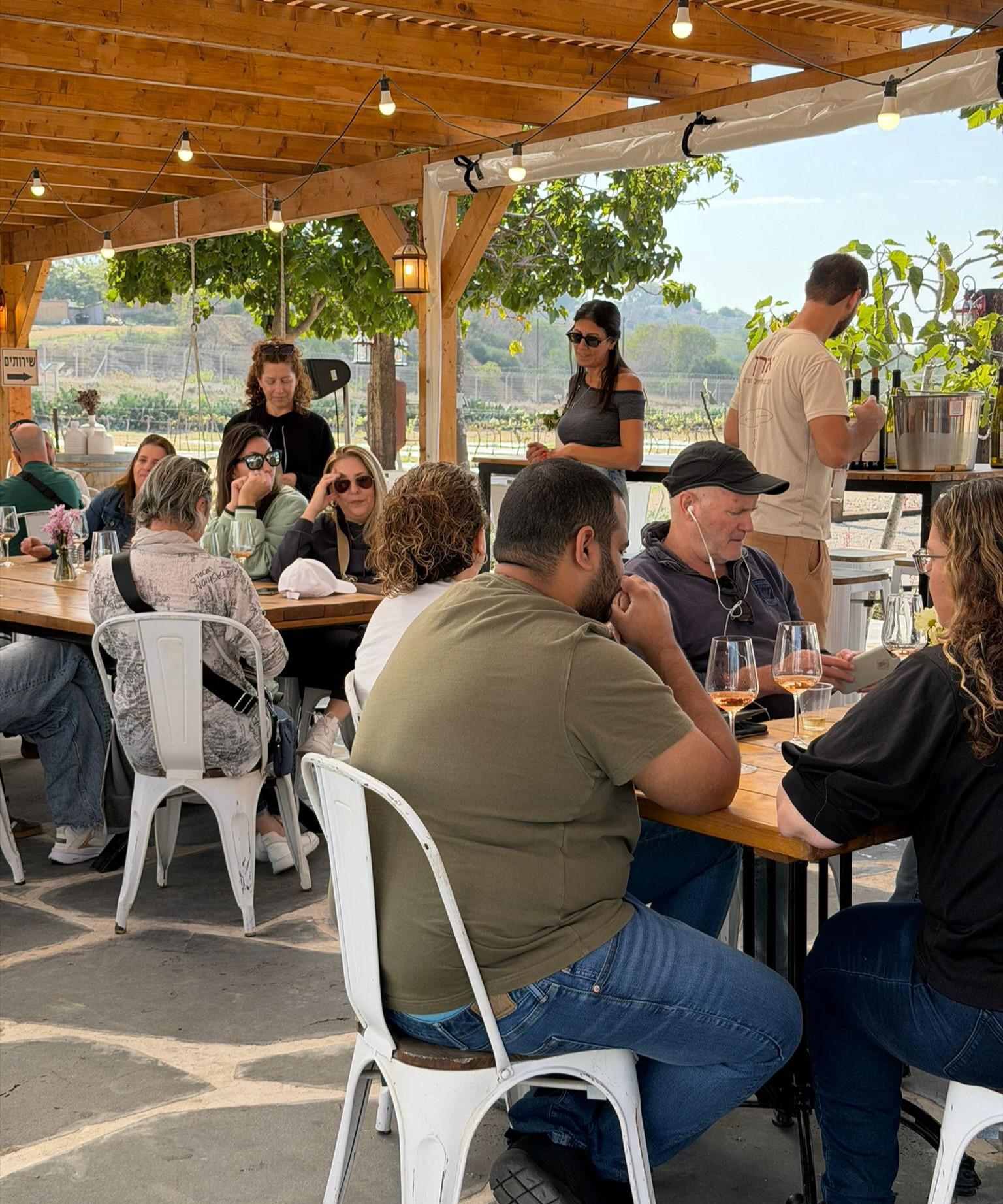 יין טוב , טעמים וסיפורים: שישי בנתיב העשרה