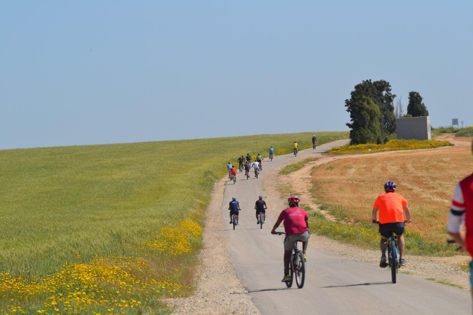 רכיבה בשדות בארי: יוצאים לשטח עם "לה מדווש"!